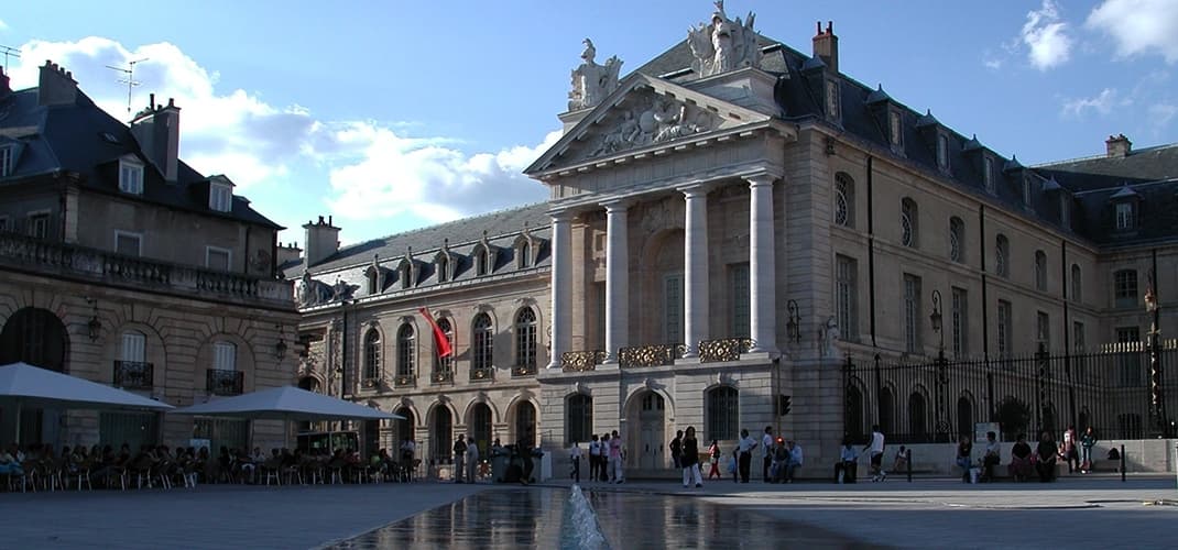 Palacio de los duques de Borgoña (Palace of the Dukes of Burgundy)